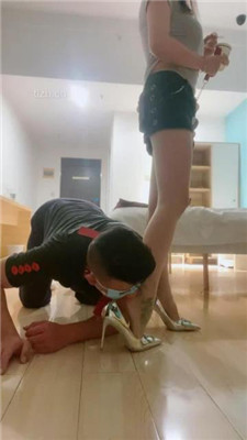 图片[12]_【不知名美女】银色高跟-碾压虐乳/坐垫吸臭/浓痰【完整版】_HD绳艺资源