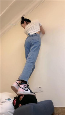 图片[8]_【文文sama】AJ全体重踩脸/内裤套头_HD绳艺资源