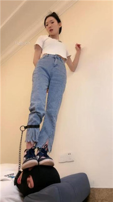 图片[13]_【文文sama】AJ全体重踩脸/内裤套头_HD绳艺资源