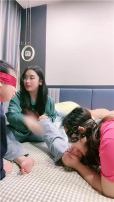 图片[4]_【小羊】双母畜-裸足恋足舔_HD绳艺资源