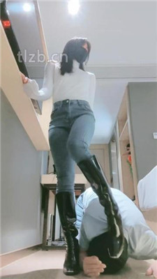 图片[2]_【妮蔻】长靴S胯下辱/掐肉/吃白袜/臭脚捂脸_HD绳艺资源