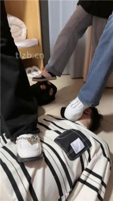 图片[7]_【尤物大大】女生寝室4主VS双奴带新人学妹入圈调_HD绳艺资源