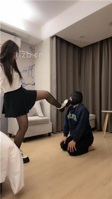 图片[9]_【叶娘】黑丝脚深喉/跪舔脏鞋底/耳光_HD绳艺资源