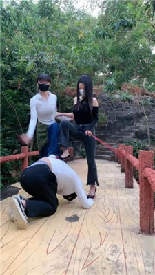 图片[3]_【高难度挑战美学】双S-女神户外遛狗-绑树上酷刑惩治【双视角版】_HD绳艺资源