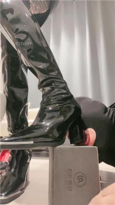 图片[5]_【秋秋】酒吧陪酒S-长靴高跟踩狗爪/人肉座椅/闻舔网袜白袜_HD绳艺资源