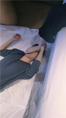 图片[3]_【蔓越莓】双S-白袜脚踩地毯狗【完整版】_HD绳艺资源