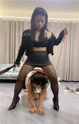 图片[6]_【伊诺】情侣奴-奴下奴-强迫舔女奴的臭脚_HD绳艺资源