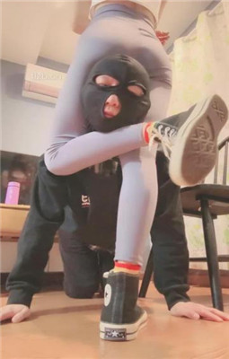 图片[3]_【美娜格格】高帮帆布鞋女神-沉浸式享受胯下辱_HD绳艺资源