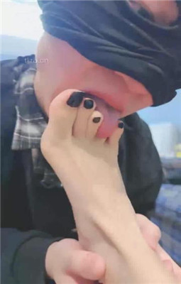 图片[17]_【美娜格格】高帮帆布鞋女神-沉浸式享受胯下辱_HD绳艺资源