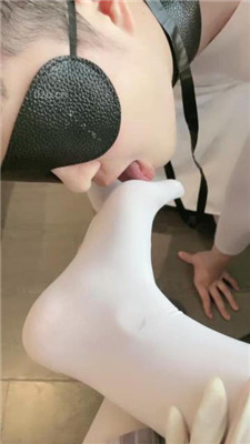 图片[9]_【柠萌小主】羞耻感拉满-皮鞋白丝辱虐狗_HD绳艺资源