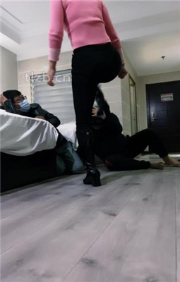 图片[2]_【孤傲女帝】长靴S重度踢踹虐打双M_HD绳艺资源