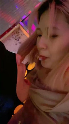 图片[14]_【甜味药丸】KTV虐双狗-舔脚深喉/转胯骑马/口水吐狗脸_HD绳艺资源