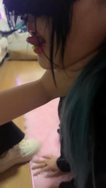 图片[2]_【最浪女慕】强迫闺蜜舔脏鞋/耳光/掐脖【完整版】_HD绳艺资源