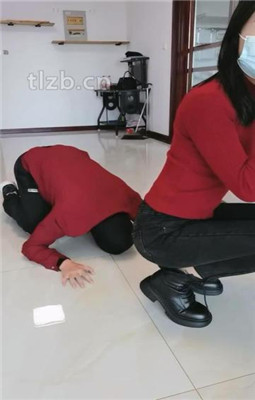 图片[13]_【凌儿女神】下班短靴原味白袜虐家奴_HD绳艺资源