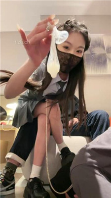 图片[19]_【菜小心】情侣主虐绿帽-闻脚猜主人/混合圣水泡面【完整版】_HD绳艺资源