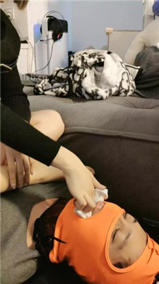 图片[8]_【玥野兔】脏臭白袜脚碾压狗脸_HD绳艺资源