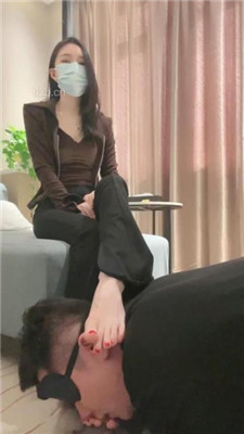 图片[16]_【筱月】御姐S-虐乳/裸足插嘴/坐垫升水_HD绳艺资源