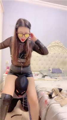 图片[17]_【伊兮夫妻】锁奴被发现是绿帽-骑马虐乳/踩踏/插嘴/丝袜内裤塞嘴_HD绳艺资源