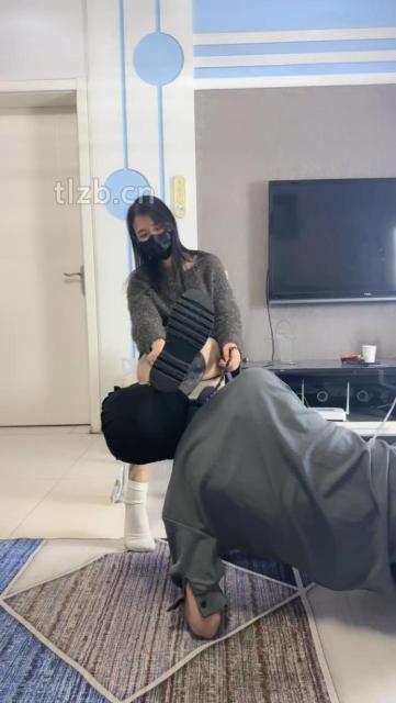 图片[7]_【尤尤子】脚踩喂食/舔长靴白袜/训练_HD绳艺资源