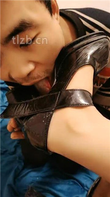 图片[4]_【鱼子酱】强迫舔多双脏鞋底/揪耳朵_HD绳艺资源