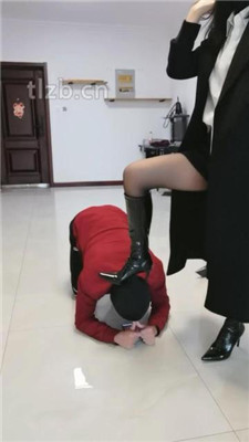图片[3]_【凌儿女神】长靴黑丝S骑马胯下辱/舔多双脏鞋_HD绳艺资源