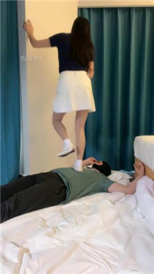 图片[2]_【爱丽丝S】白袜帆布鞋踩踏专场_HD绳艺资源