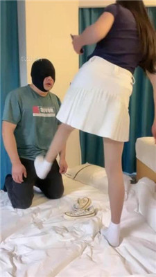 图片[5]_【爱丽丝S】白袜帆布鞋踩踏专场_HD绳艺资源