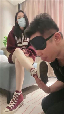 图片[2]_【筱月】跪舔帆布鞋底/丝袜裸足深喉/腿绞窒息_HD绳艺资源