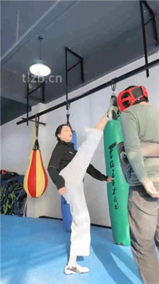 图片[4]_【潘妮绳艺导师】人体沙包-跆拳道女神重度虐打_HD绳艺资源