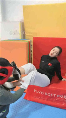 图片[11]_【潘妮绳艺导师】人体沙包-跆拳道女神重度虐打_HD绳艺资源