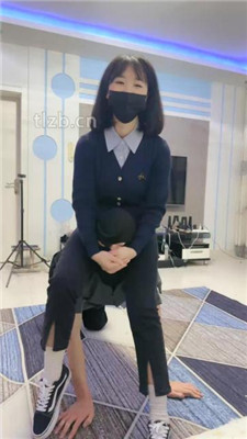 【羽工作室】素人学生女王系列1：永远记住主人超臭原味脚 YC-230308-3