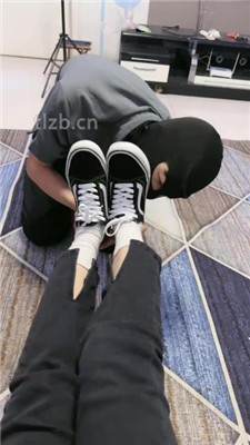 【羽工作室】素人学生女王系列1：永远记住主人超臭原味脚 YC-230308-3