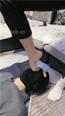 【羽工作室】素人学生女王系列1：永远记住主人超臭原味脚 YC-230308-3