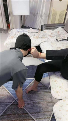【羽工作室】素人学生女王系列1：永远记住主人超臭原味脚 YC-230308-3
