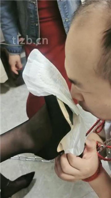 图片[18]_【木子大大】美容院3技师S群虐猥琐顾客【双视角版】_HD绳艺资源