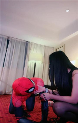 图片[6]_【猫神大人】虐废蜘蛛侠-胯下辱/踩踏/白袜塞嘴窒息【完整版】_HD绳艺资源