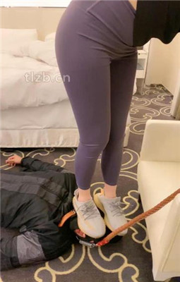 图片[20]_【扶桑】运动女神-椰子鞋白短袜踩虐狗_HD绳艺资源