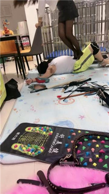 图片[11]_【狠欣然】圈养犬化情侣奴【下】_HD绳艺资源