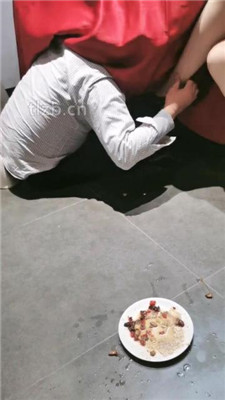 图片[11]_【朱迪绳艺导师】户外双S-桌底视角喂食【双视角版】_HD绳艺资源