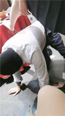 图片[17]_【朱迪绳艺导师】户外双S-桌底视角喂食【双视角版】_HD绳艺资源