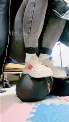 『奴隶岛』—灵灵脚下渺小低贱的你POV k754361564-230312