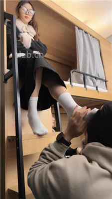 图片[8]_【尤物大大】女生寝室多素人群调-踩踏转胯骑马_HD绳艺资源