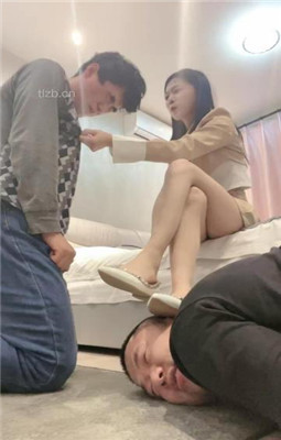 图片[6]_【樱木花椒】铆钉平底鞋虐废脚下父子奴-超强深喉_HD绳艺资源