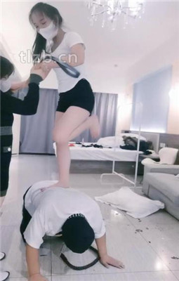 图片[14]_【临沂小妈】双S-虐打踩踏/骑马/脚喂食/滴蜡/虐乳_HD绳艺资源