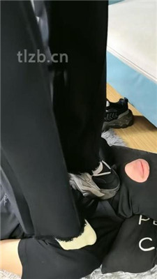 图片[4]_【梓S】踩踏转胯骑马/原味棉袜捂脸/腿绞_HD绳艺资源