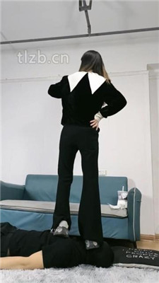 图片[17]_【梓S】踩踏转胯骑马/原味棉袜捂脸/腿绞_HD绳艺资源