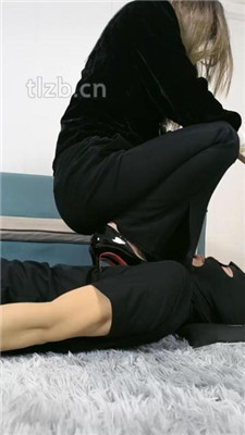 图片[20]_【梓S】踩踏转胯骑马/原味棉袜捂脸/腿绞_HD绳艺资源