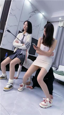 图片[8]_【麋鹿银儿】双奴VS双M-踩狗头/腿绞/转胯/训练/口水吐脸脚插嘴_HD绳艺资源