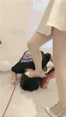 图片[2]_【时安】劲爆群调-男女奴跪拜/踩狗爪/训练舔脏鞋/一桶圣水_HD绳艺资源