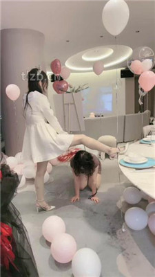 图片[10]_【时安】劲爆群调-男女奴跪拜/踩狗爪/训练舔脏鞋/一桶圣水_HD绳艺资源
